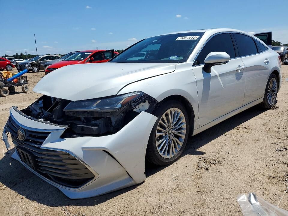 2019 TOYOTA Avalon