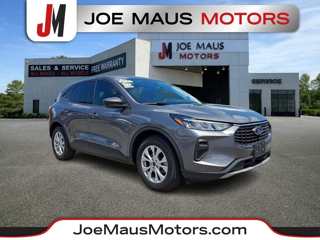 2025 FORD Escape