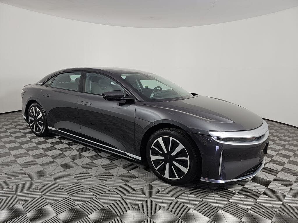 2025 LUCID Air