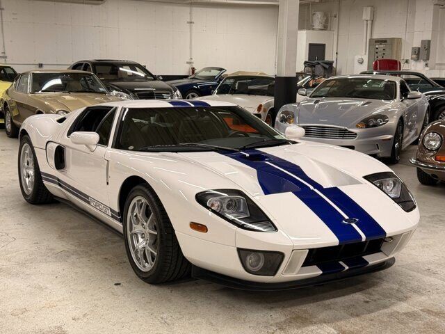 2005 FORD GT