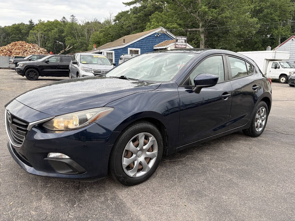 2016 MAZDA Mazda3