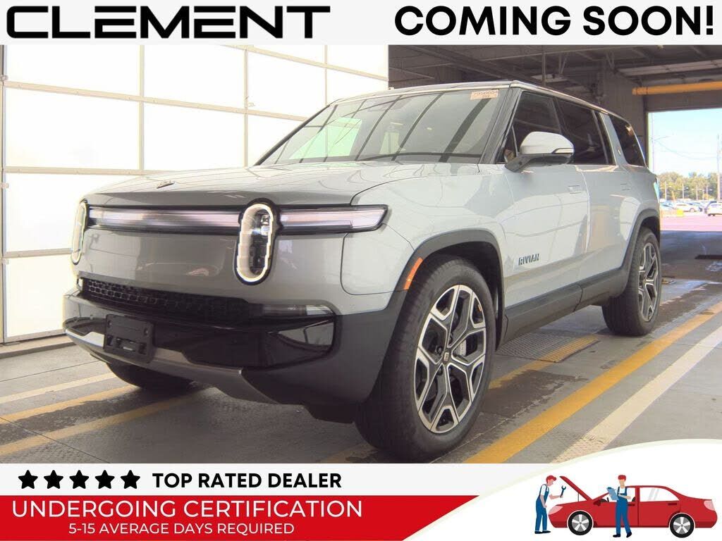 2025 RIVIAN R1S