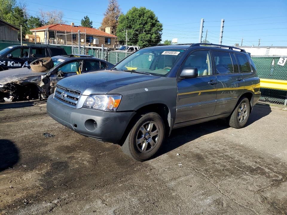 2005 TOYOTA Highlander