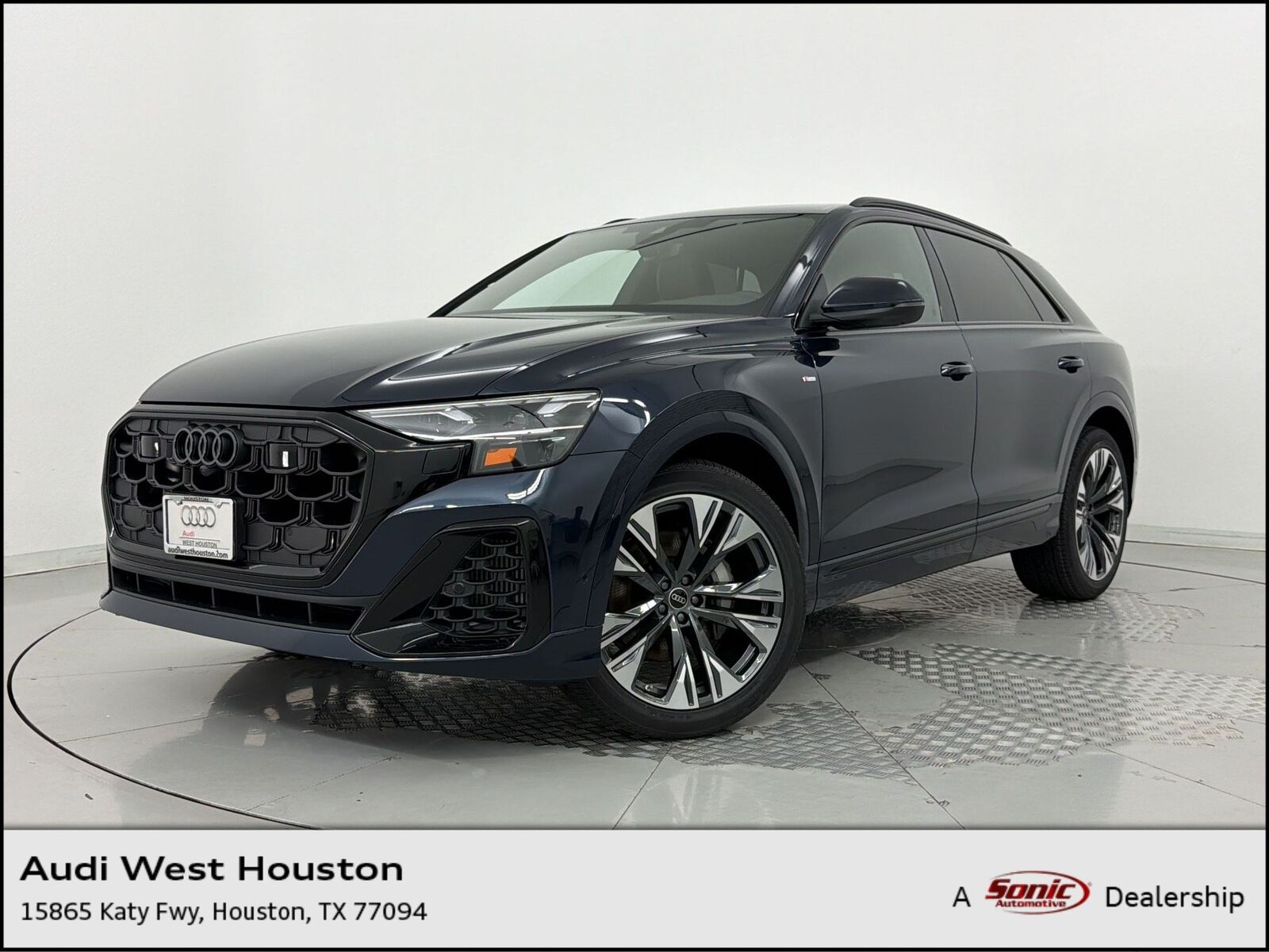 2026 AUDI Q8