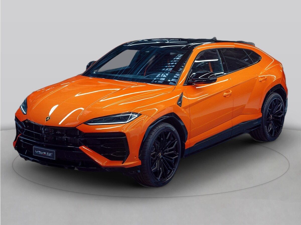 2025 LAMBORGHINI URUS
