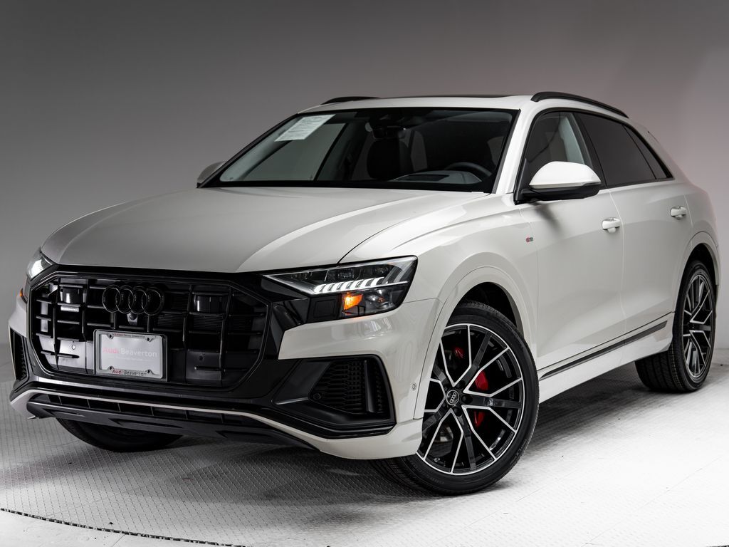 2023 AUDI Q8
