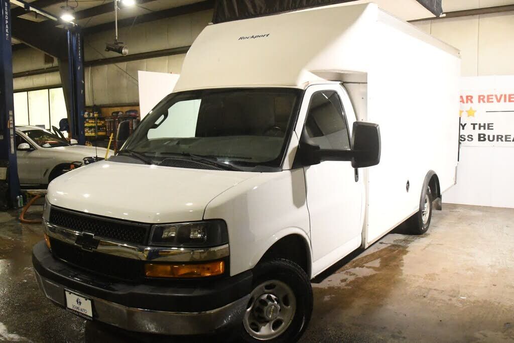 2022 CHEVROLET Express