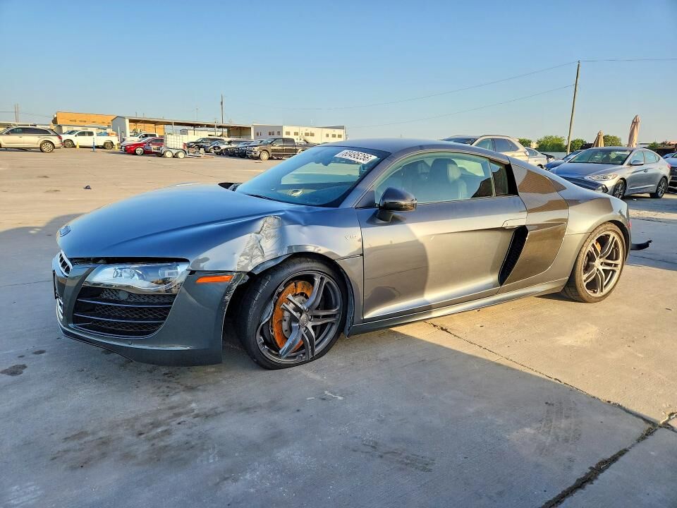 2012 AUDI R8