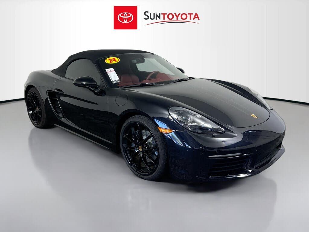 2024 PORSCHE 718