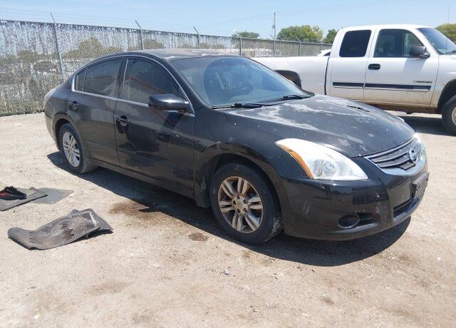 2012 NISSAN Altima