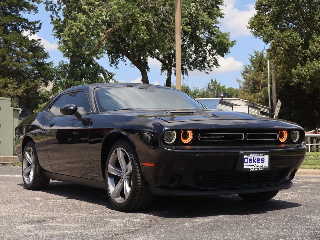 2015 DODGE Challenger