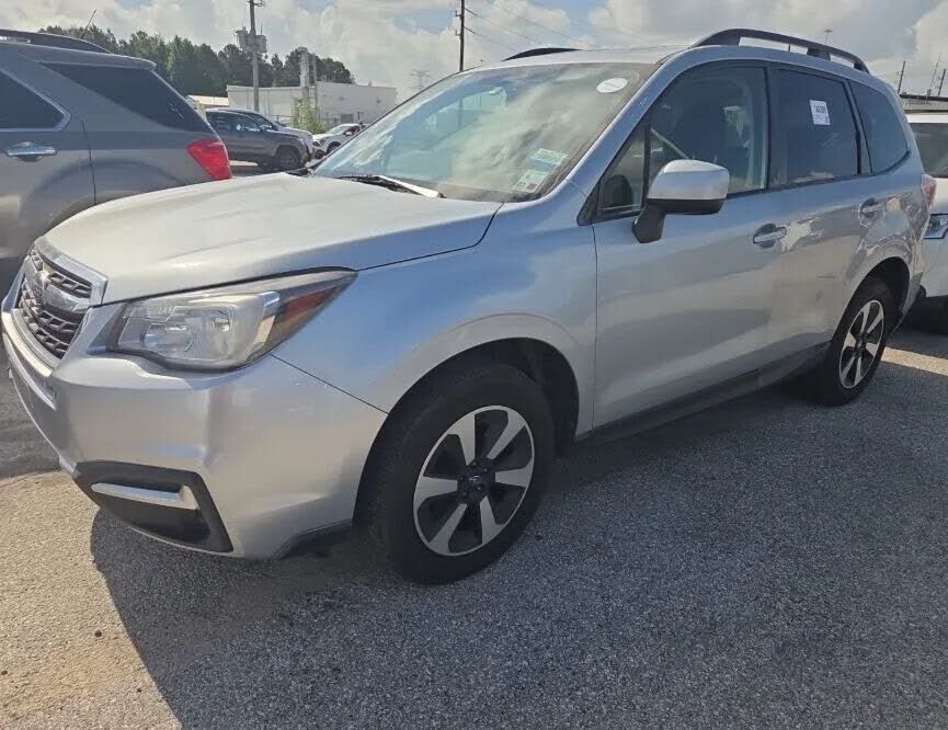 2017 SUBARU Forester