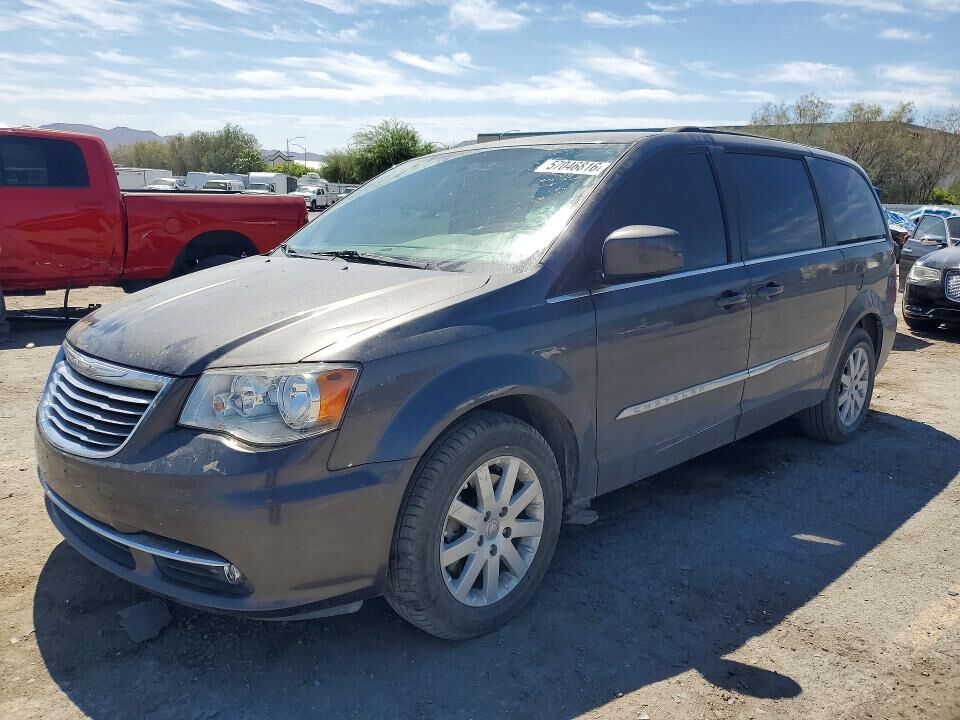 2016 CHRYSLER Town and Country