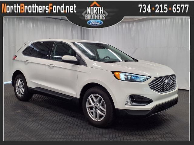 2023 FORD Edge