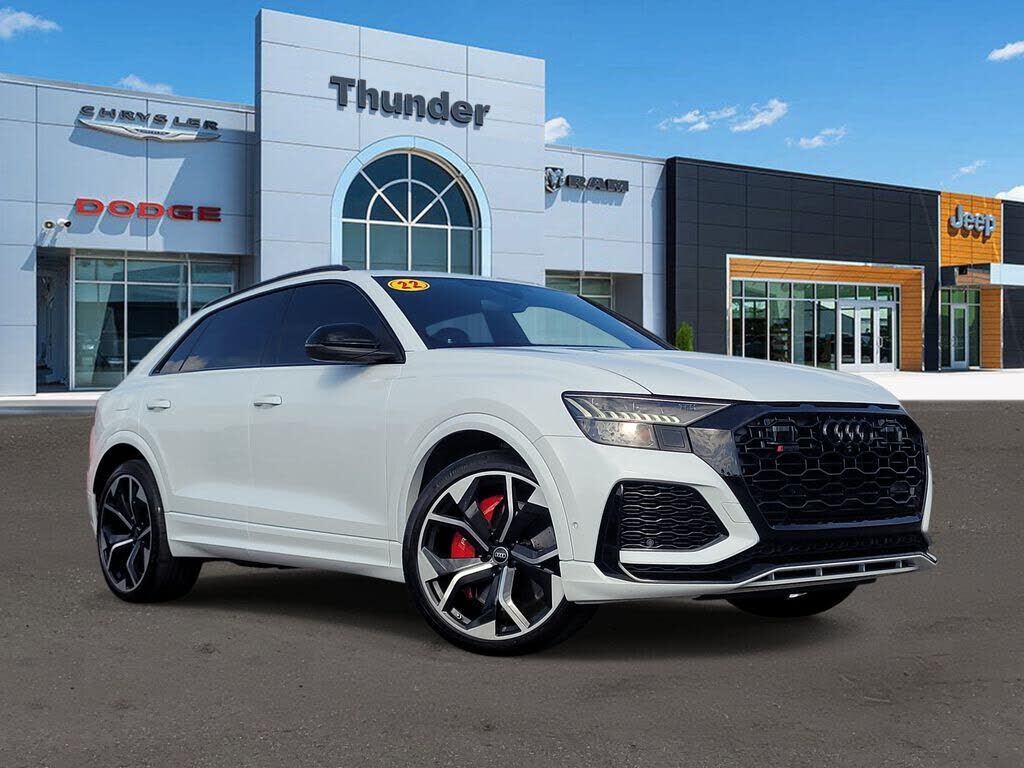 2022 AUDI RS Q8