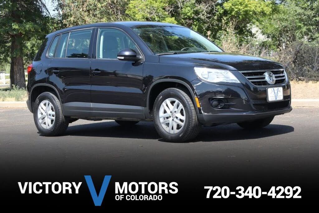 2011 VOLKSWAGEN Tiguan