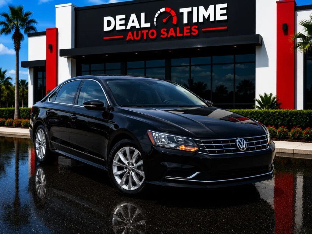 2017 VOLKSWAGEN Passat