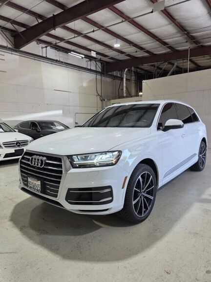 2017 AUDI Q7