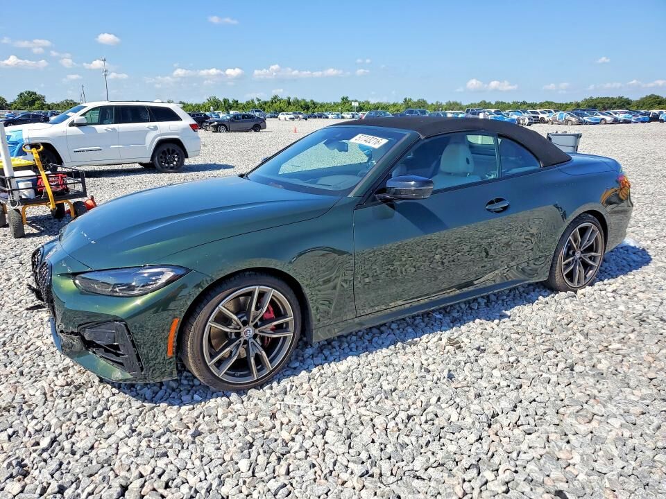 2023 BMW M4