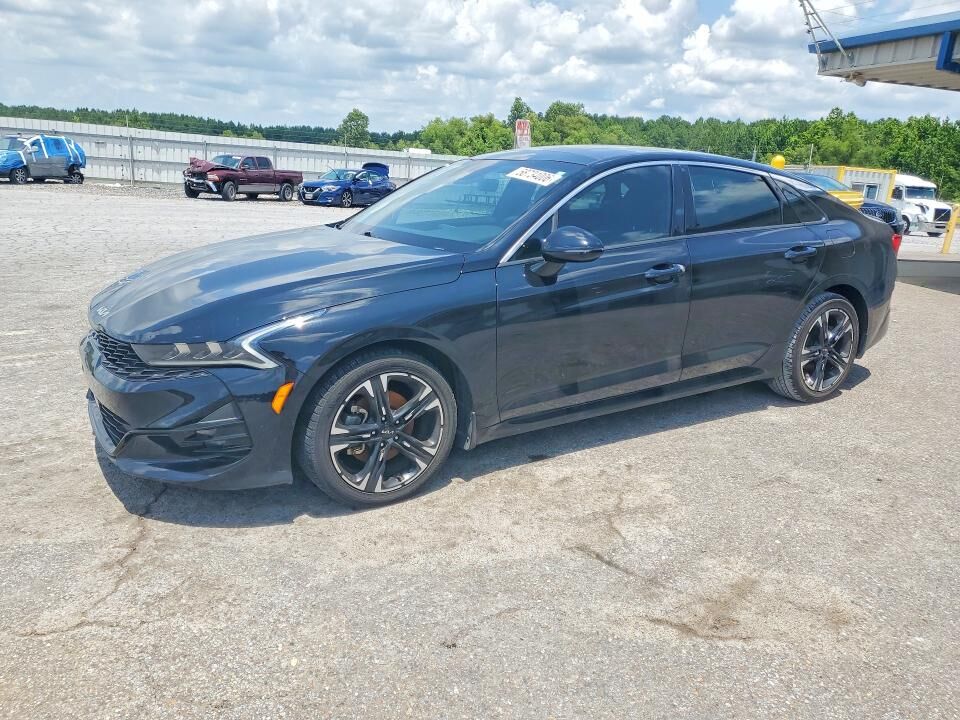2022 KIA K5