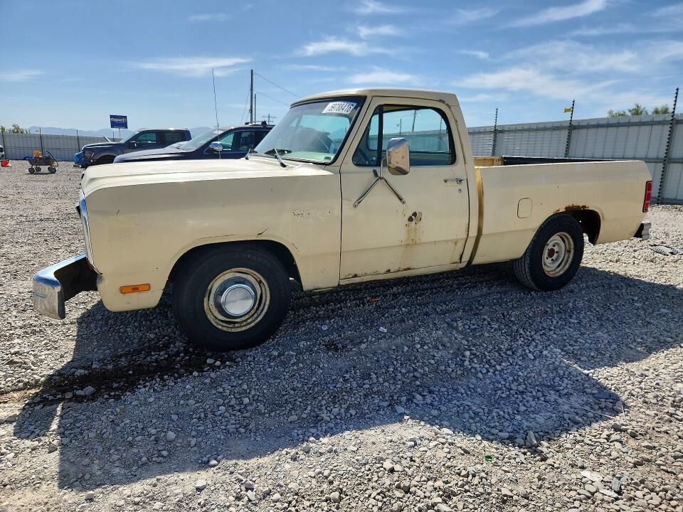 1987 DODGE D-Series