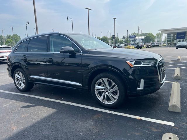 2023 AUDI Q7