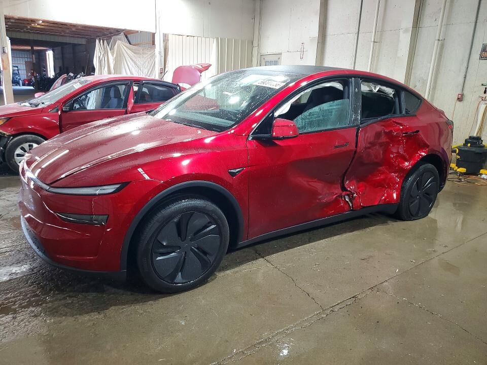 2026 TESLA Model Y