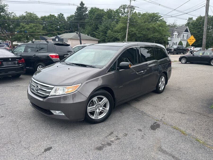 2011 HONDA Odyssey