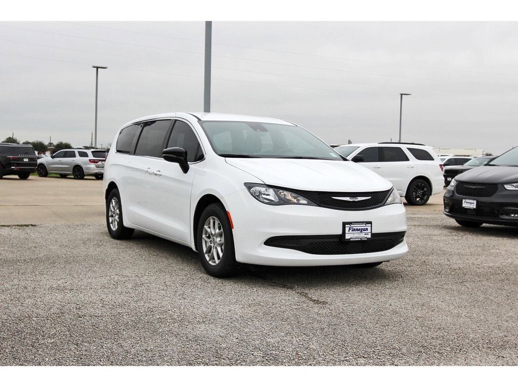 2025 CHRYSLER Voyager