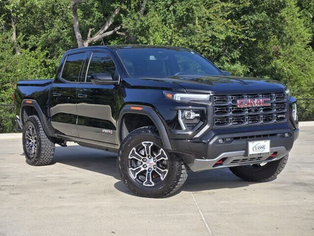 2024 GMC Canyon