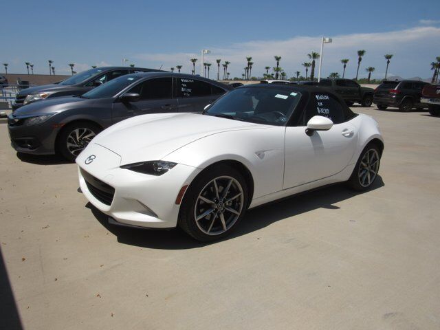 2022 MAZDA MX-5