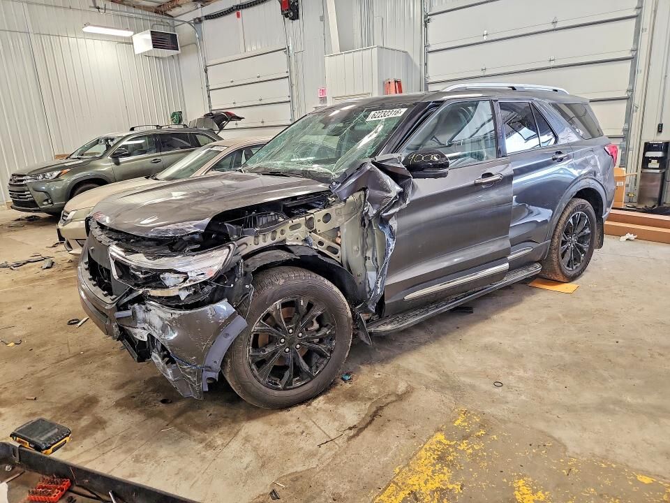 2020 FORD Explorer