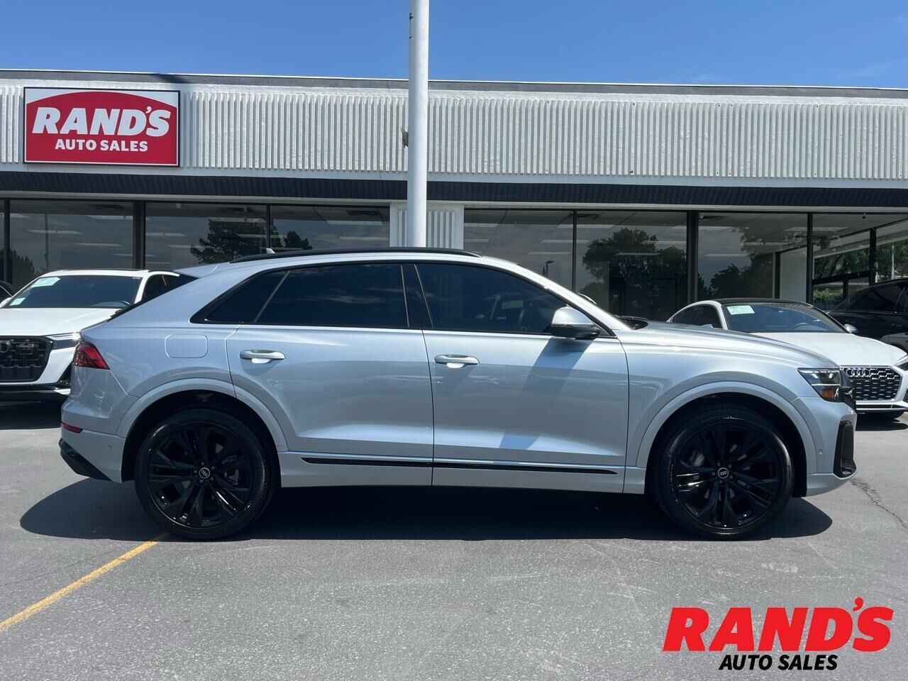 2025 AUDI Q8