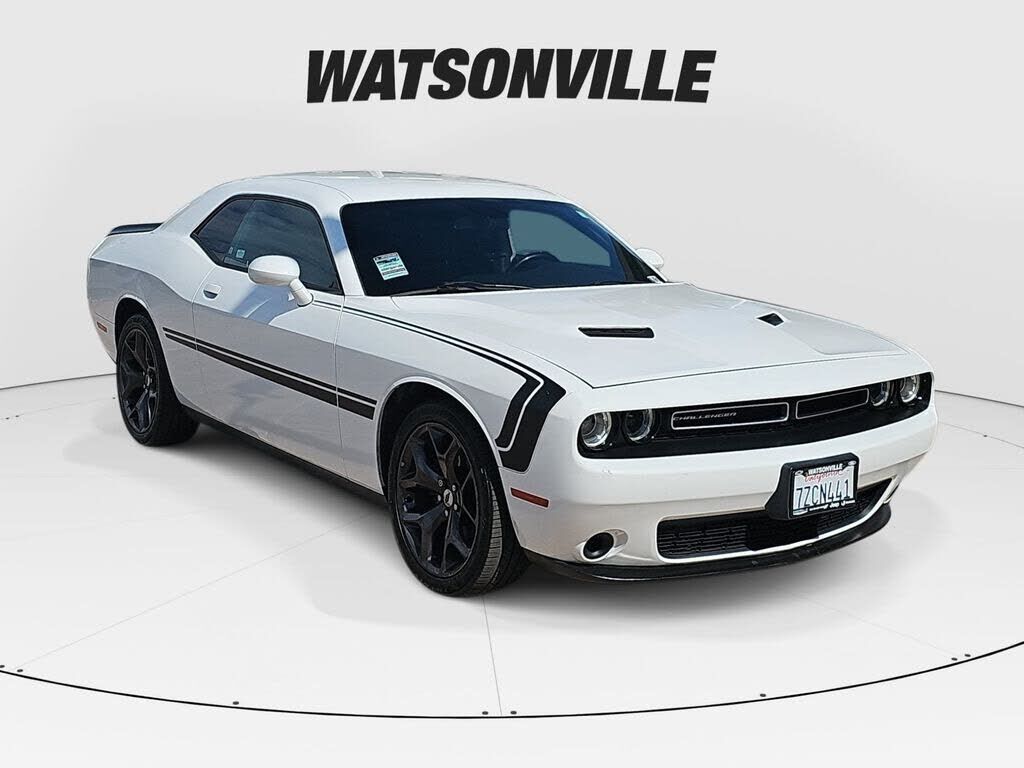 2017 DODGE Challenger