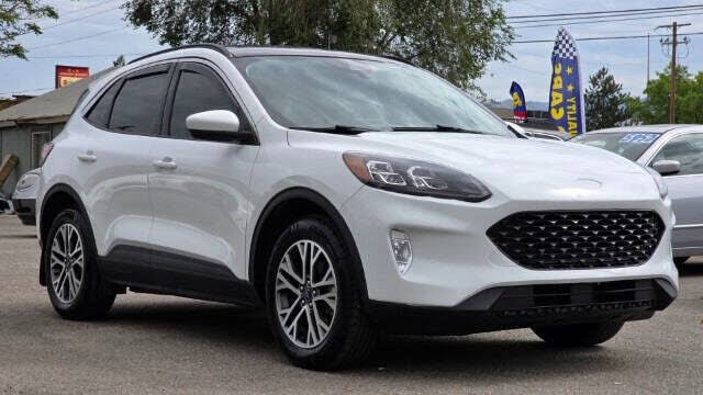 2021 FORD Escape