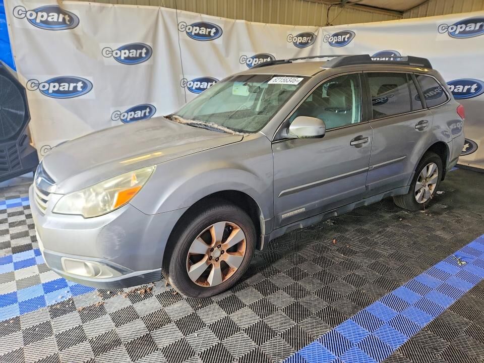 2011 SUBARU Outback