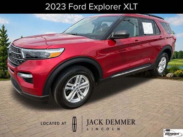 2023 FORD Explorer