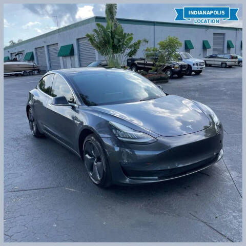 2020 TESLA Model 3