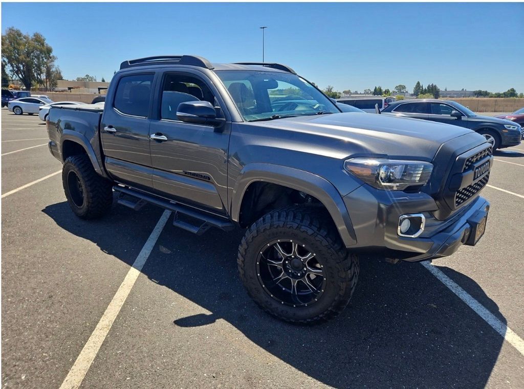 2016 TOYOTA Tacoma