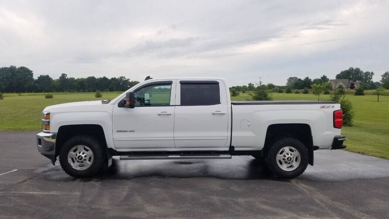 2017 CHEVROLET Silverado