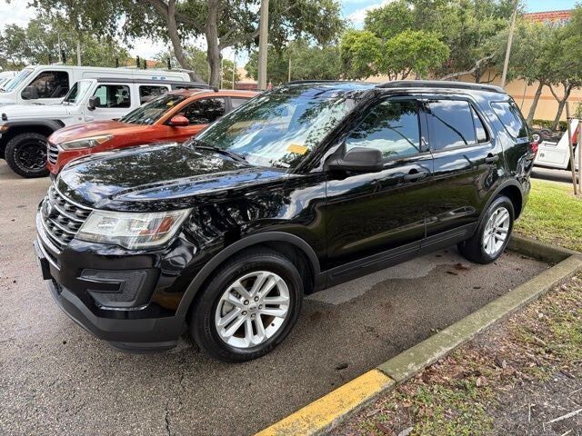 2017 FORD Explorer
