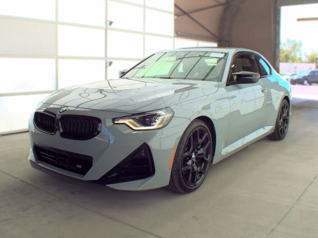 2025 BMW M2
