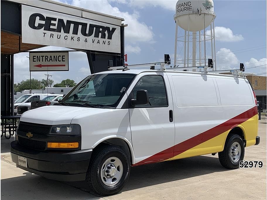 2022 CHEVROLET Express
