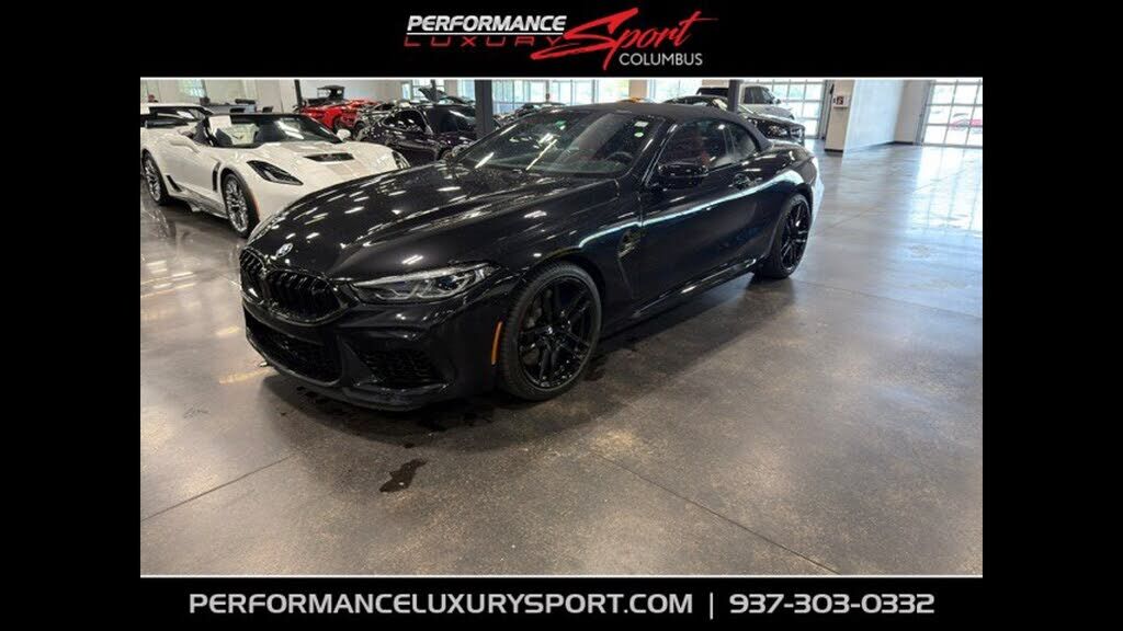 2022 BMW M8