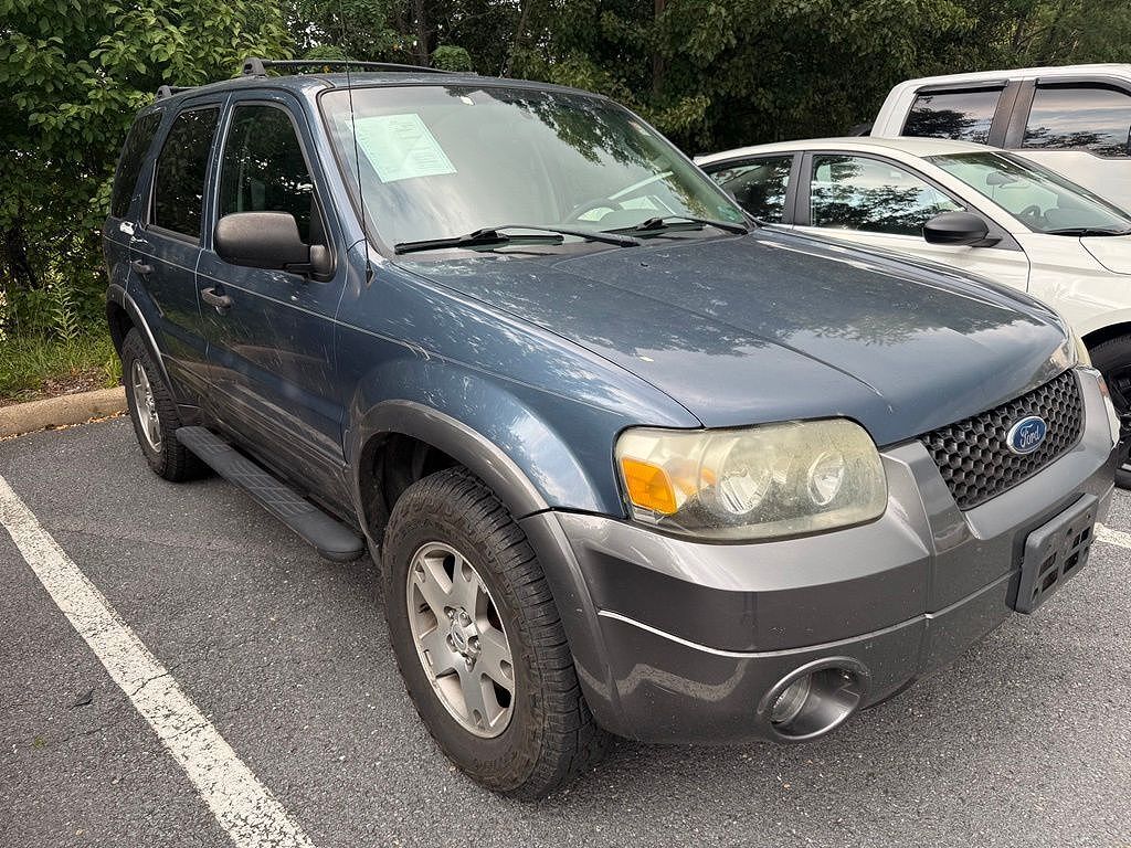 2005 FORD Escape