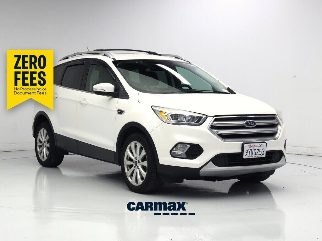 2017 FORD Escape