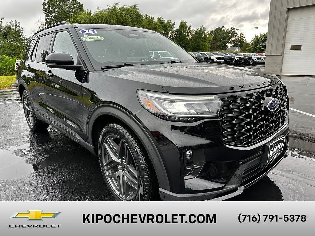 2025 FORD Explorer