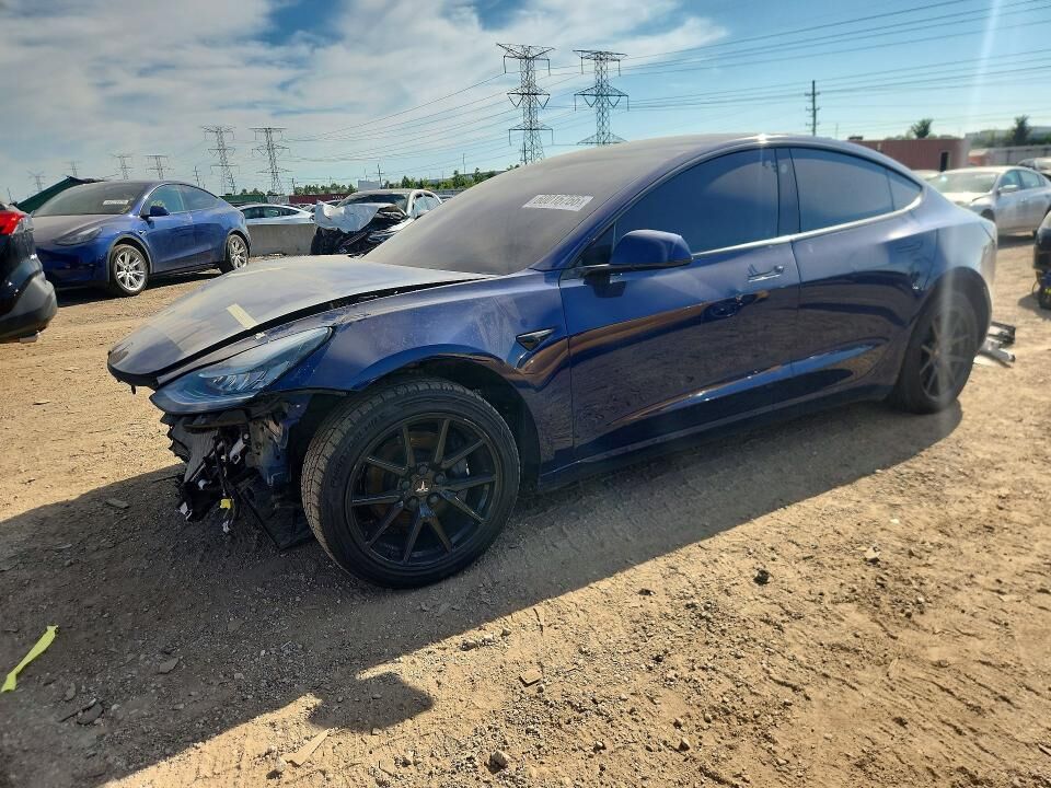 2018 TESLA Model 3