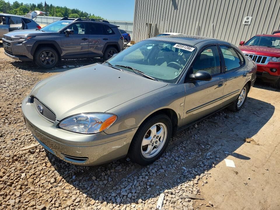 2004 FORD Taurus