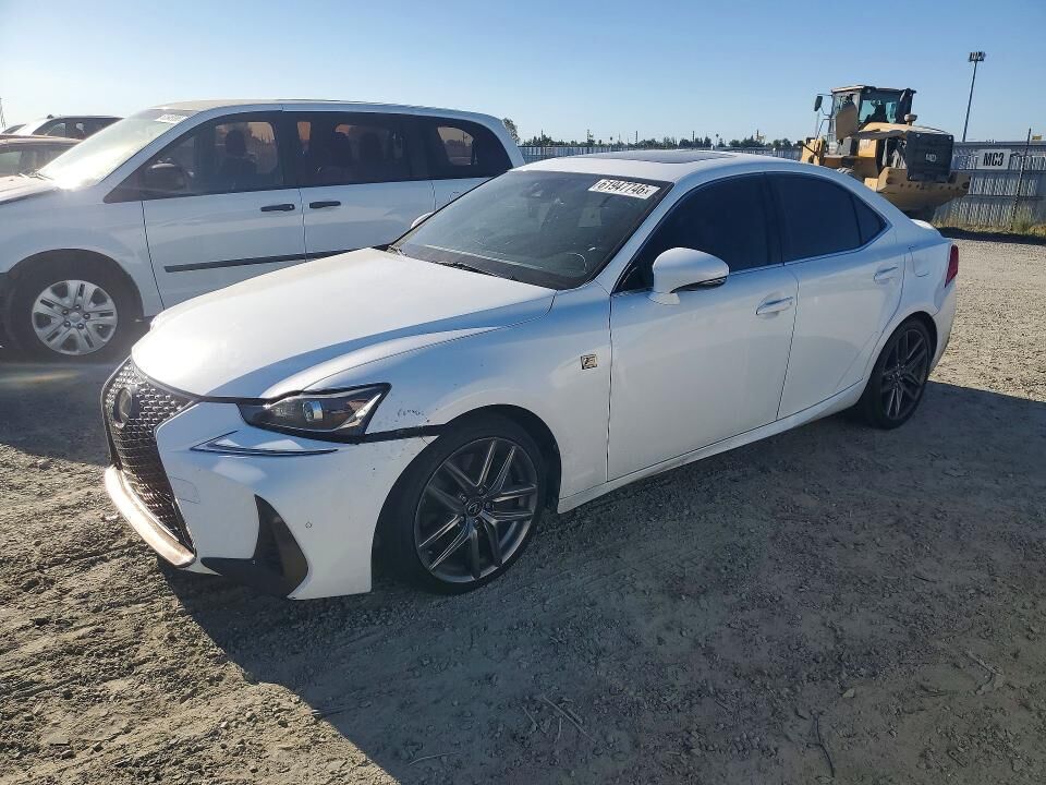 2018 LEXUS IS